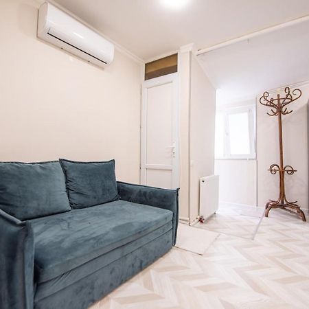 Old Town-Booking Apartment Tbilisi Exterior photo